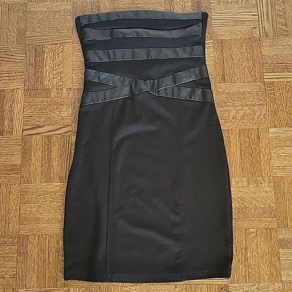Faux leather bandage dress - Picture 3 of 4